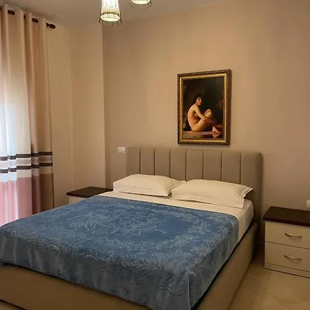 Visar Hotel- דירה Vlorë